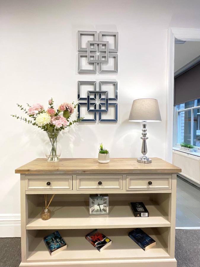 Central Penthouse By Hnfc Stays Newcastle-upon-Tyne Exteriör bild